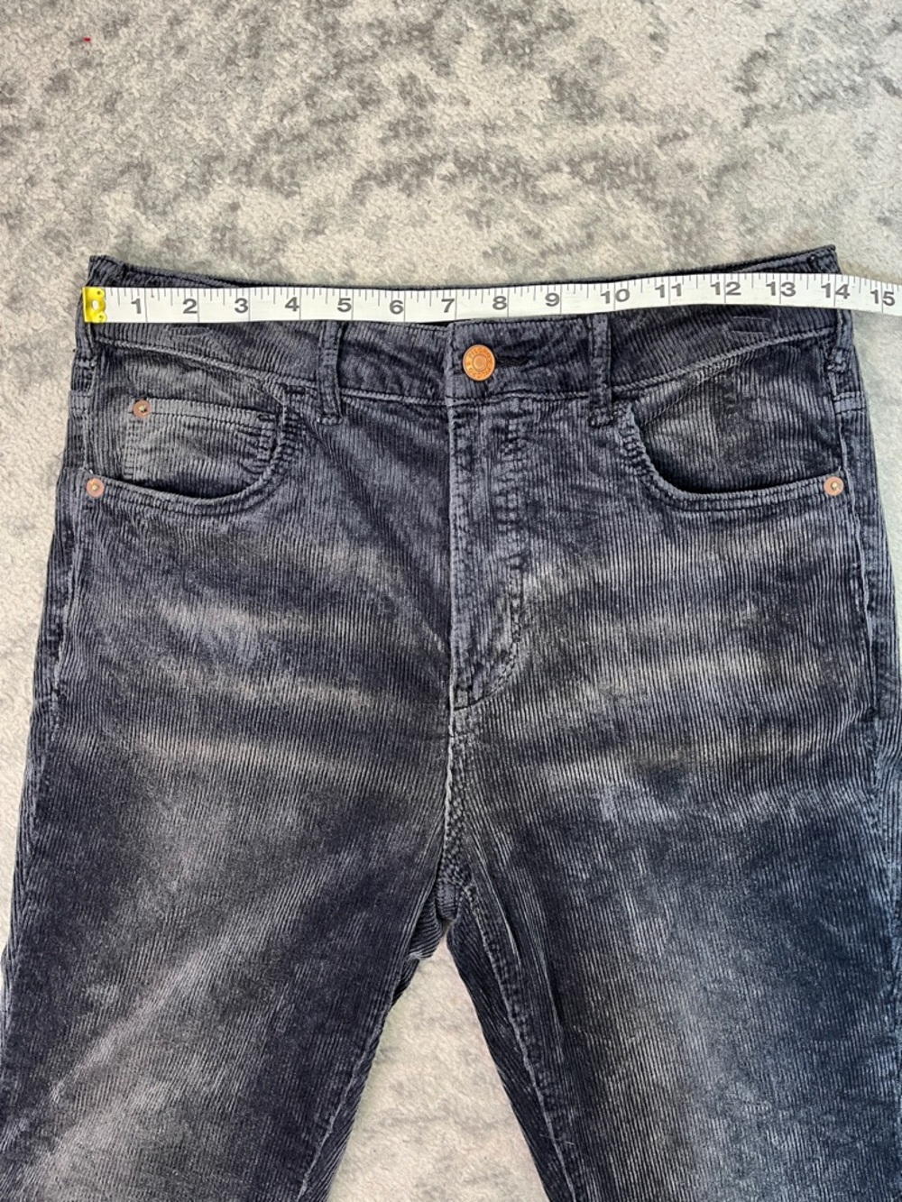 PILCRO BY ANTHROPOLOGIE THE ICON CORDUROY FLARE PANTS DARK GRAY SZ 28 31 inseam - Picture 9 of 14